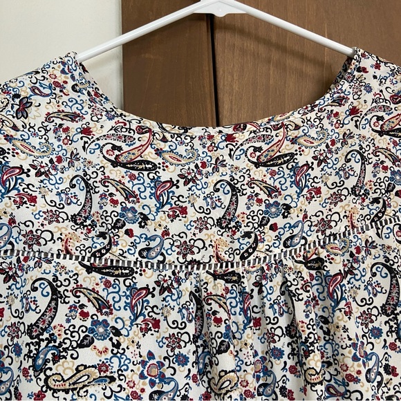 Collective Concepts Warner Lattice Detail Blouse Size 2X White Paisley Flowy - Picture 5 of 6